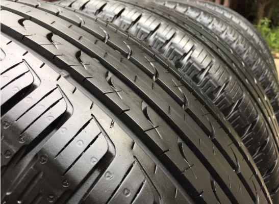 ยาง Goodyear 265 65 17 ปี16 ดอกเต็ม ไม่มีปะ เนื้อนิ่มๆ ใช้ยาว ราคาไม่แพง ยาง Goodyear 265 65 17 ปี16 ดอกเต็ม ไม่มีปะ เนื้อนิ่มๆ ใช้ยาว ราคาไม่แพง
