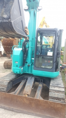 ขายจ้า KOBELCO SK75UR-5 รถเก่าญี่ปุ่นแท้ๆ   ใช้งานน้อย 3,xxx  รถสวย พร้อมใช้งาน รถปี 2008 เอกสารครบ
