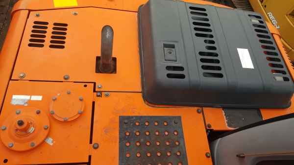 ขายจ้า HITACHI ZX120-1  รถเก่าญี่ปุ่นแท้ๆ   ใช้งาน 5,xxx  รถสวยมาก ระบบดี พร้อมใช้งาน  เอกสารครบ