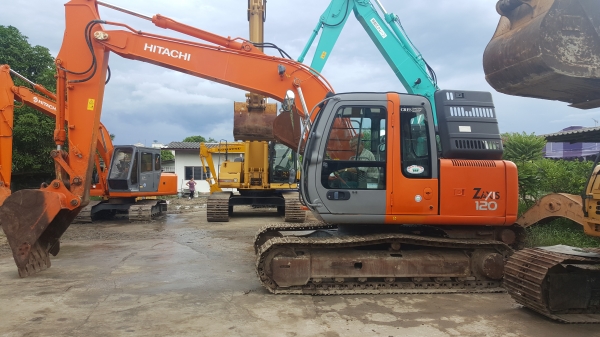 ขายจ้า HITACHI ZX120-1  รถเก่าญี่ปุ่นแท้ๆ   ใช้งาน 5,xxx  รถสวยมาก ระบบดี พร้อมใช้งาน  เอกสารครบ