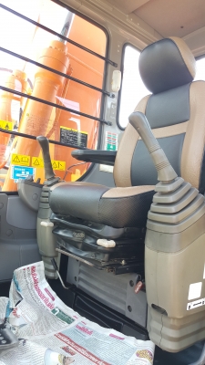 ขายจ้า HITACHI ZX120-1  รถเก่าญี่ปุ่นแท้ๆ   ใช้งาน 5,xxx  รถสวยมาก ระบบดี พร้อมใช้งาน  เอกสารครบ