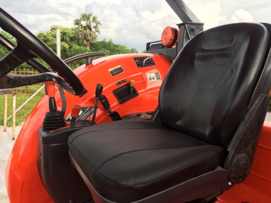 M9540 รถสวยปรับสภาพเรียบร้อย อุปกรณ์2ชิ้น