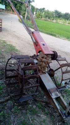 ขายตัวสยาม131สภาพสวยๆถูกและดีอ่างไม่แตกไม่ร้าว พร้อมใช้ครับ