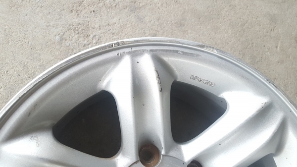 ขายล้อISUZU เย็บเหยี่ยว ขอบ16 หน้า7 ET7.5 4 ล้อ ขายล้อISUZU เย็บเหยี่ยว ขอบ16 หน้า7 ET7.5 4 ล้อ