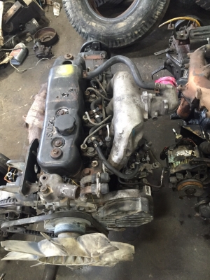 ขายเครื่องพร้อมเกียร์ มี 6 ชุด ของ isuzu 4JB1 มีเอกสารเล่ม พร้อมโอน