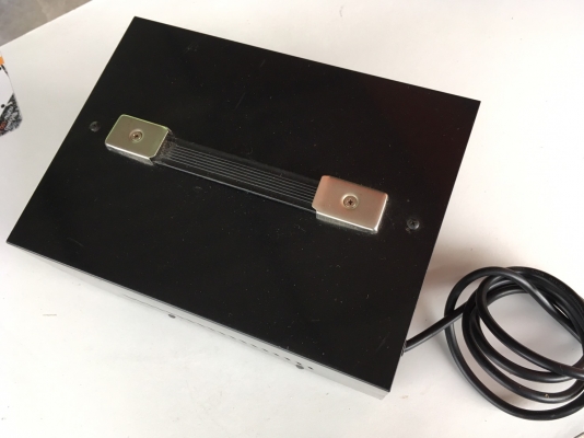 หม้อแปลงไฟจาก 200v/220V/240V ==> 100v ขนาด 2,000w ของ SUNDAR รุ่น ELECT-MAX T-2000