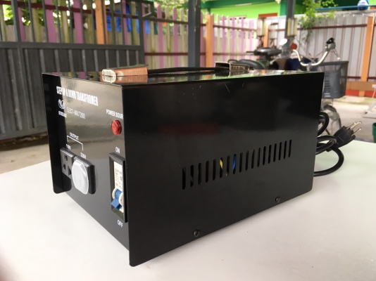 หม้อแปลงไฟจาก 200v/220V/240V ==> 100v ขนาด 2,000w ของ SUNDAR รุ่น ELECT-MAX T-2000