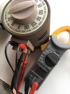 Slide Regulator i/p 100v --> 0~130V ขนาด 100vA. ของ TOKYO RIKOSHA (Japan)