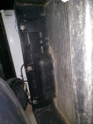 กะบะนิลสันแค๊ปหน้าหัก กะบะนิลสันแค๊ปหน้าหัก