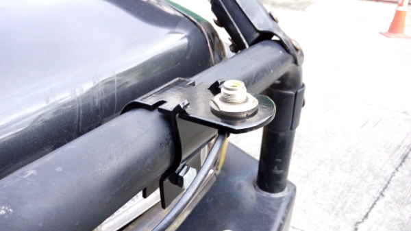 เม้าท์สายอากาศ ว. BullBar Antenna