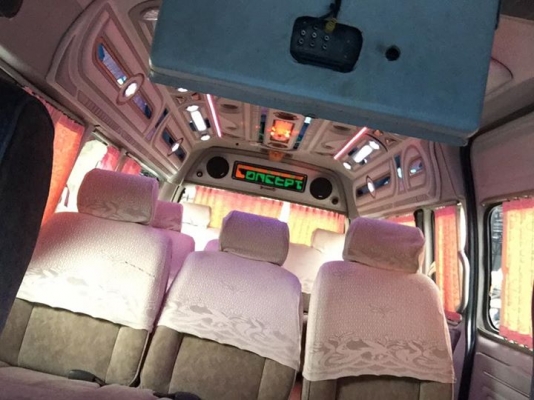 รถตู้ TOYOTA COMMUTER 2.5 CC MT  ปี 2007 ราคา 699,000 บาท