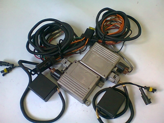 บัลลาสต์ไฟ xenon แท้ japan 1000\%