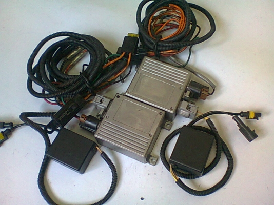 บัลลาสต์ไฟ xenon แท้ japan 1000\%