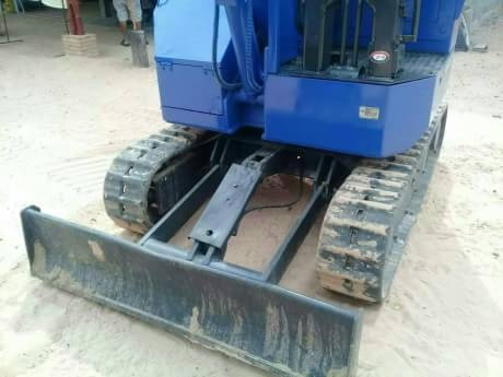 KOMATSU PC 28UU