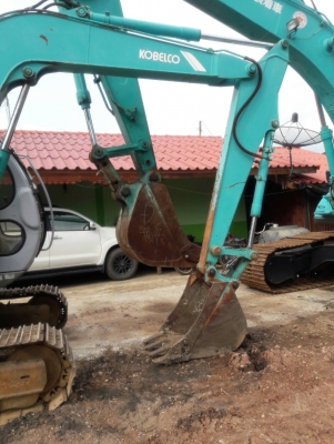 ขายKOBELCO SK60-2 มาร์คไฟว์  ธรรมดา  เก่าญี่ปุ่นแท้  อาร์มยาวพิเศษ   3,XXX   ชั่วโมง  ลองระบบได้ทุกวัน  โทร  089-3818694  ดวงนภา