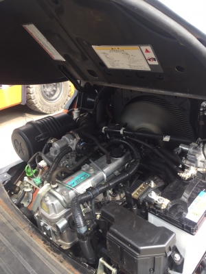 TOYOTA 8FG15 เครื่องเบนซิล+แก็ส2ระบบ เกียร์ออโต้ เสาสูง3เมตร งาสไลด์ สนใจติดต่อ 083-062-0223(ปอนด์)