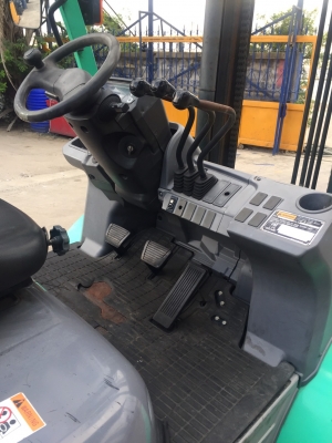 MITSUBISHI FD45NT เครื่องดีเซล เกียร์ออโต้ เสาสูง4.5เมตร สนใจติดต่อ 083-062-0223(ปอนด์) MITSUBISHI FD45NT เครื่องดีเซล เกียร์ออโต้ เสาสูง4.5เมตร สนใจติดต่อ 083-062-0223(ปอนด์)