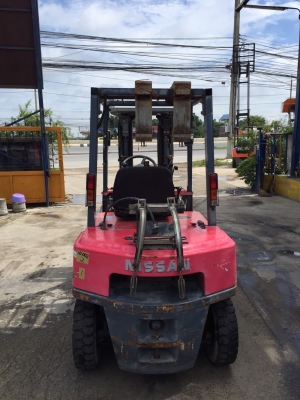 NISSAN N02 รถยกขนาด2ตัน เครื่องเบนซิล+แก๊ส เกียร์ธรรมดา เสาสูง4.30เมตร สนใจติดต่อ 083-062-0223(ปอนด์)