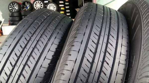 ขายล้อแม็กป้ายแดง d-max 15&quot;&times;6.5&quot; ยางปี17 สนใจติดต่อร้าน ก.เจริญการยางครับ 081-3747940