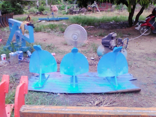 ลิปเปอร์ชักร่องครับ ทำหน้าที่คล้ายผานยกร่อง ประหยัดกว่า แข็งแรงกว่า ลิปเปอร์ชักร่องครับ ทำหน้าที่คล้ายผานยกร่อง ประหยัดกว่า แข็งแรงกว่า