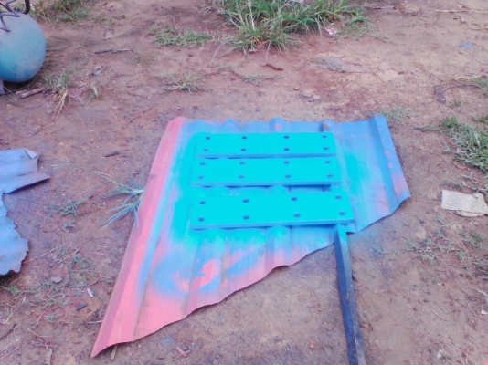 ลิปเปอร์ชักร่องครับ ทำหน้าที่คล้ายผานยกร่อง ประหยัดกว่า แข็งแรงกว่า ลิปเปอร์ชักร่องครับ ทำหน้าที่คล้ายผานยกร่อง ประหยัดกว่า แข็งแรงกว่า