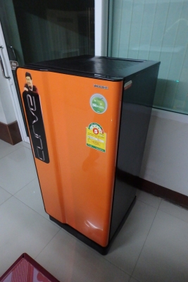 ตู้เย็น TOSHIBA 6.2 คิว สีส้ม รุ่น GR-B175Z สภาพใหม่
