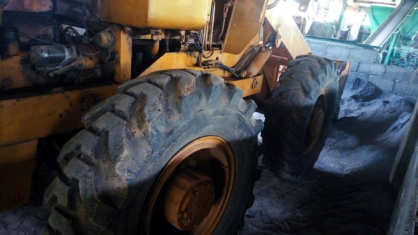 ขายรถตักKOMATSU JH30 สภาพพร้อมใช้งานเอกสารทะเบียนครบ ยางดี
