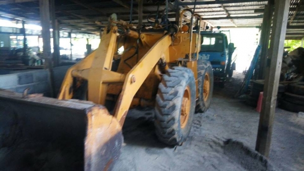 ขายรถตักKOMATSU JH30 สภาพพร้อมใช้งานเอกสารทะเบียนครบ ยางดี
