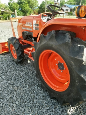 ขายรถไถ KUBOTA L3608SP รถป้ายแดงสวย ใช้งานได้ 75 ชม รถปี 58 ขายรถไถ KUBOTA L3608SP รถป้ายแดงสวย ใช้งานได้ 75 ชม รถปี 58