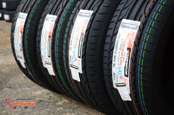 HANKOOK V12-EVO2 225/45ZR17 เส้นละ 3,250 บาท