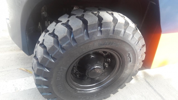 รถยก TOYOTA 5FD   2 ตัน