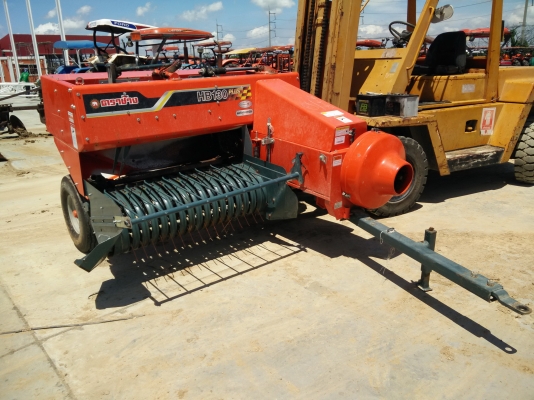เครื่องอัดฟางมาใหม่ครับ Kubota HB130 สภาพสวยใหม่มากๆ พร้อมใช้เลยครับ เครื่องอัดฟางมาใหม่ครับ Kubota HB130 สภาพสวยใหม่มากๆ พร้อมใช้เลยครับ