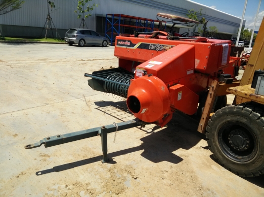 เครื่องอัดฟางมาใหม่ครับ Kubota HB130 สภาพสวยใหม่มากๆ พร้อมใช้เลยครับ เครื่องอัดฟางมาใหม่ครับ Kubota HB130 สภาพสวยใหม่มากๆ พร้อมใช้เลยครับ