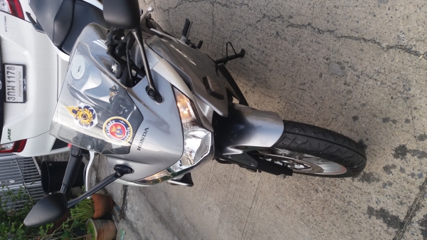 ขายเพราะอยากเปลื่ยนแนวครับ CBR250 ทะเบียนสวยๆ พร้อมโอนครับ ขายเพราะอยากเปลื่ยนแนวครับ CBR250 ทะเบียนสวยๆ พร้อมโอนครับ