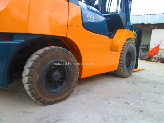 รถยก TOYOTA 02-7FD25 จาก 540,000 เหลือ 490,000 บาท รหัสสินค้า : 81004692 www.nihonmono.com