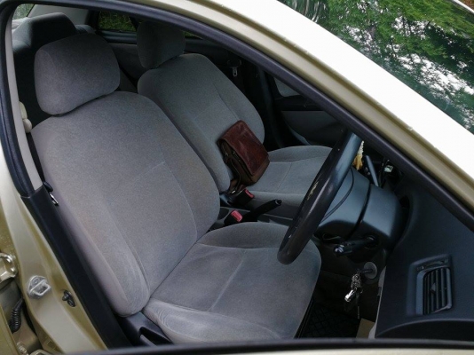 ขายรถ Toyota vios เกียร์ธรรมดา ราคาเร้าใจ