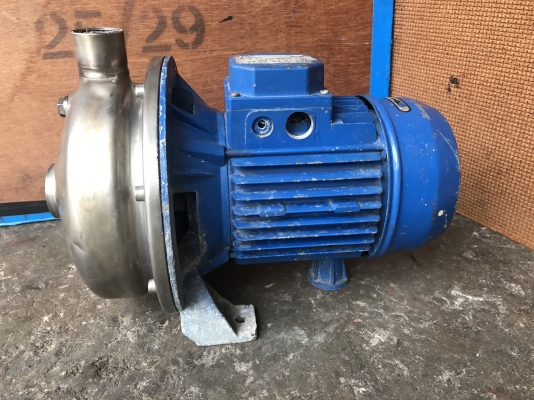 ขายปั้มน้ำหอยโข่งหัวสแตนเลส Stac 1HP. 380V made in Italy สภาพดีเดิมๆ วิ่งนิ่ม พร้อมใช้งาน