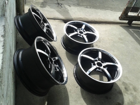 ขอบ17นิ้ว5รู114 ชุดนี้ ราคา 7600 บาท