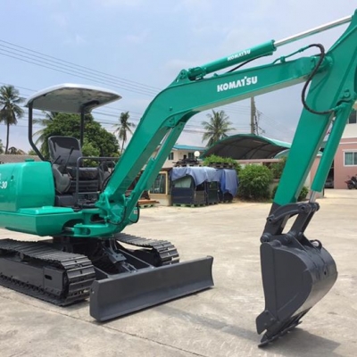 รถขุด KOMATSU PC30-7 ทำสีใหม่ นำเข้ามือสองญี่ปุ่น
