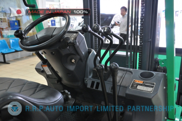 ขายรถโฟล์คลิฟท์มือสอง MITSUBISHI รุ่น FD20D-F18C-20140 นำเข้าจากประเทศญี่ปุ่น 100\% ไม่เคยใช้งานในไทย
