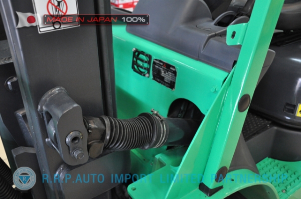 ขายรถโฟล์คลิฟท์มือสอง MITSUBISHI รุ่น FD20D-F18C-20140 นำเข้าจากประเทศญี่ปุ่น 100\% ไม่เคยใช้งานในไทย