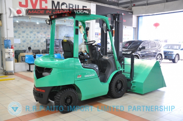 ขายรถโฟล์คลิฟท์มือสอง MITSUBISHI รุ่น FD20D-F18C-20140 นำเข้าจากประเทศญี่ปุ่น 100\% ไม่เคยใช้งานในไทย