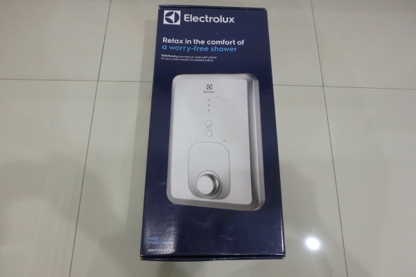 เครื่องทำน้ำอุ่น ELECTROLUX รุ่น EWE351BX-DW (Aura Slim Series) 3500 วัตต์ ของใหม่ ยกกล่อง