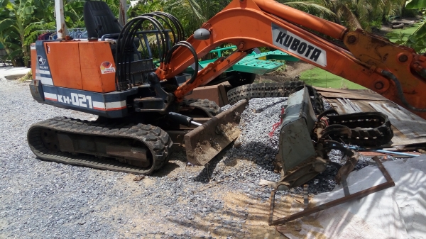 ขาย แบคโฮ  คูโบต้า พร้อมเทเลอร์พ่วง