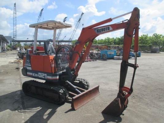 ขาย แบคโฮ  คูโบต้า พร้อมเทเลอร์พ่วง