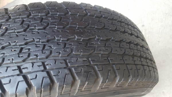 ขายล้อISUZU V Cross17 ยาง255/65/17 ปี12 4 ล้อ