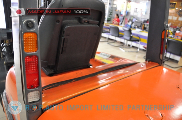 ขายรถโฟล์คลิฟท์มือสอง TOYOTA รุ่น 6FG25-31546 นำเข้าจากประเทศญี่ปุ่น 100\% ไม่เคยใช้งานในไทย