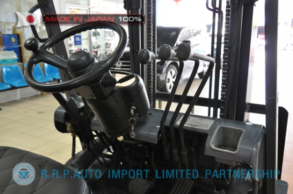 ขายรถโฟล์คลิฟท์มือสอง TOYOTA รุ่น 6FG25-31546 นำเข้าจากประเทศญี่ปุ่น 100\% ไม่เคยใช้งานในไทย