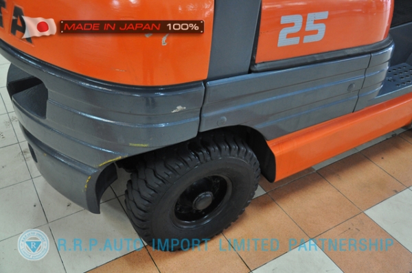 ขายรถโฟล์คลิฟท์มือสอง TOYOTA รุ่น 6FG25-31546 นำเข้าจากประเทศญี่ปุ่น 100\% ไม่เคยใช้งานในไทย