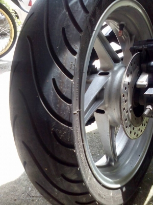 ขาย Honda CBR 250 i ปี 54 เครื่องดีเดิมๆ ไม่หลวมไม่ดัง แต่วิ่งเยอะ กุญแจเดิมมี 2 ดอก *แผงคอมีรอยเจาะใส่แฮนด์แต่งมา* ภายนอกมีรอยขีดข่วนบ้างนิดหน่อยตามรูป เล่มพร้อมชุดโอน ขาย Honda CBR 250 i ปี 54 เครื่องดีเดิมๆ ไม่หลวมไม่ดัง แต่วิ่งเยอะ กุญแจเดิมมี 2 ดอก *แผงคอมีรอยเจาะใส่แฮนด์แต่งมา* ภายนอกมีรอยขีดข่วนบ้างนิดหน่อยตามรูป เล่มพร้อมชุดโอน